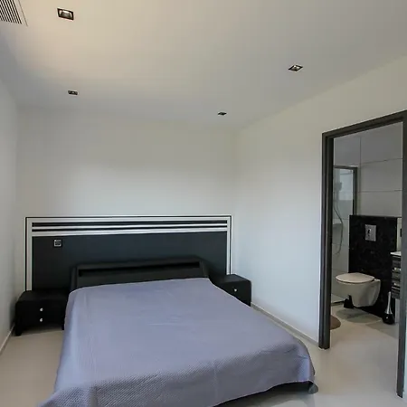 Lieu Dit Arraggio Vila Porto-Vecchio (Corsica)